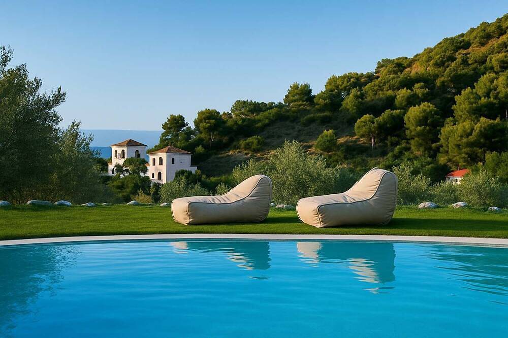 Skopelos Seaview Suite - Demeter Summer Nest in Stafilos, Sporaden