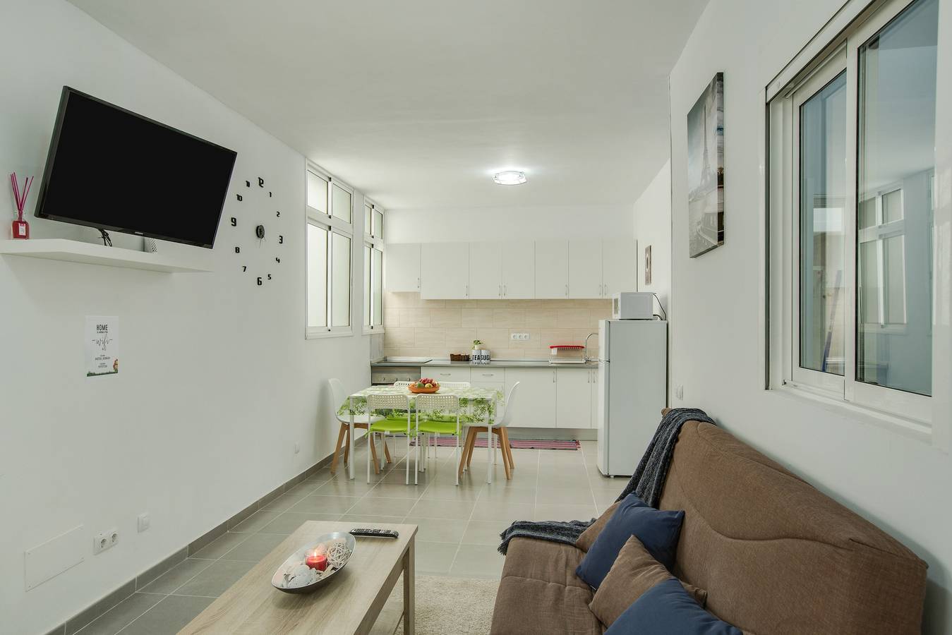 Appartement entier, Appartement confortable "2B El Amore" près de la mer avec Wi-Fi et ventilateurs in Vecindario, Santa Lucía de Tirajana