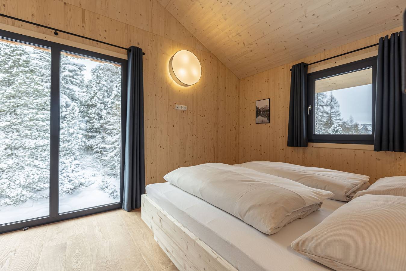 Superior Chalet mit Whirlpoolwanne innen in Stadl-Predlitz, Turracher Höhe