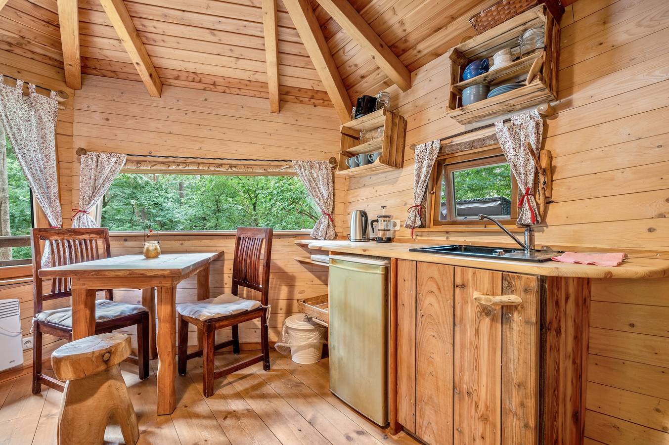 Ferienhaus 'Baumhaus Wernerwald' mit Balkon und Wlan in Sahlenburg Strand, Cuxhaven