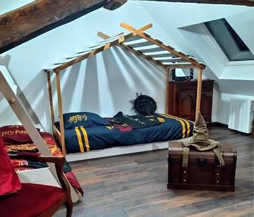 Gîte pour 5 personnes, avec jardin et terrasse, adapté aux familles à Chitray