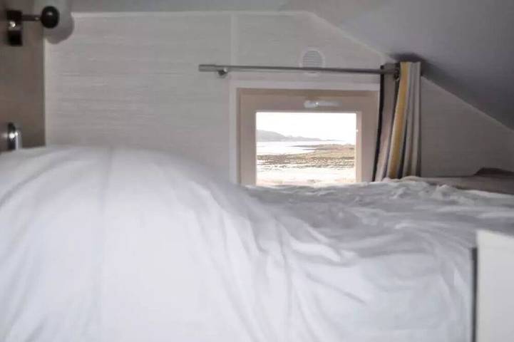 Gîte pour 4 personnes, avec terrasse à Port l'Épine - 2