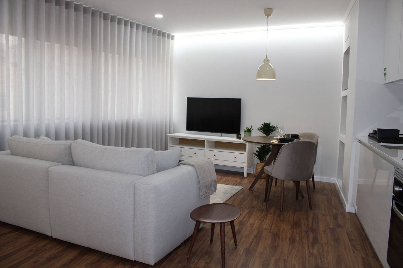 Apartamento inteiro, Apartamento de férias para 2 pessoas com varanda/terraço in Coimbra, Distrito de Coimbra
