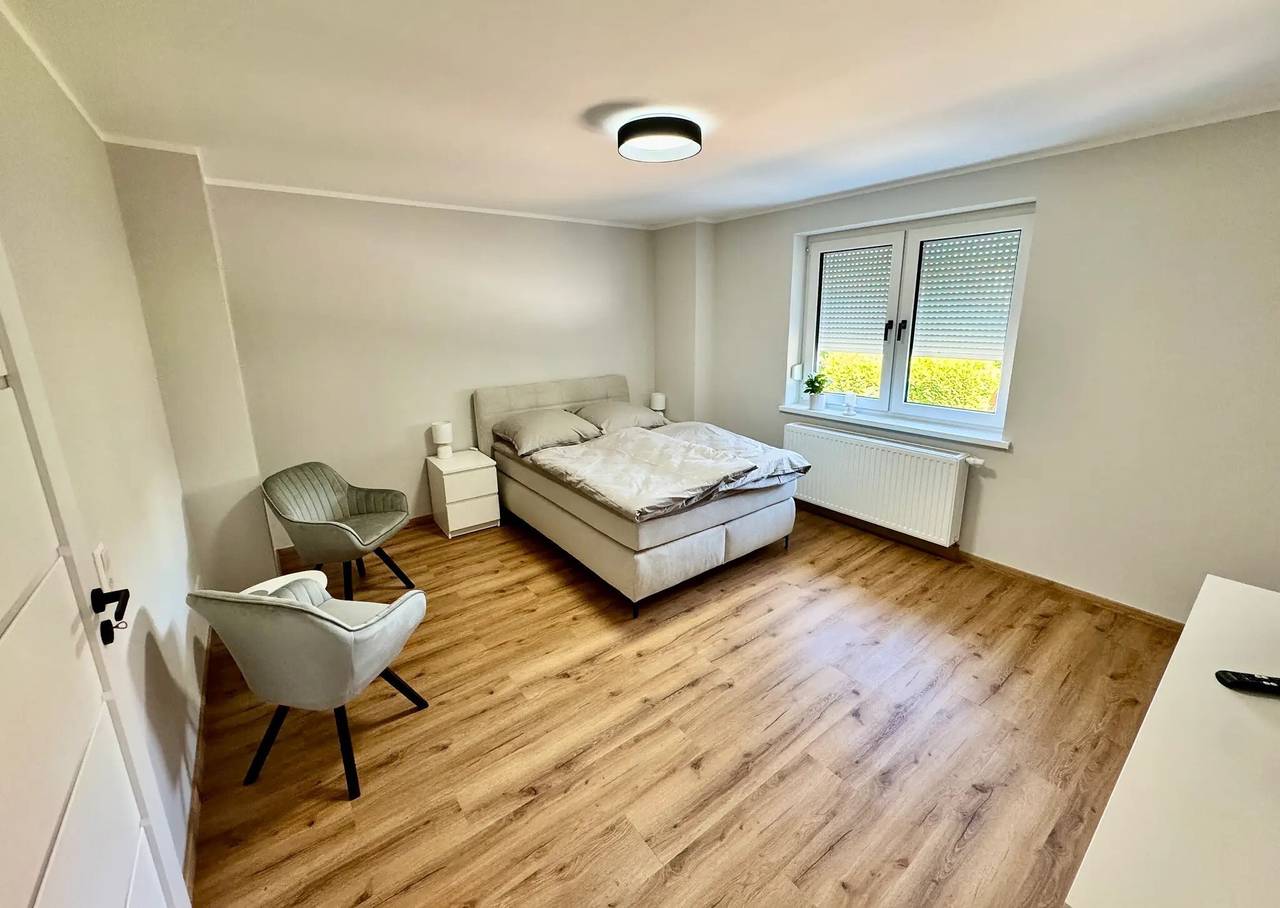 Camera 'Ferienzimmer Lupo' con terrazza condivisa e Wi-Fi in Görlitz, Oberlausitz-Niederschlesien