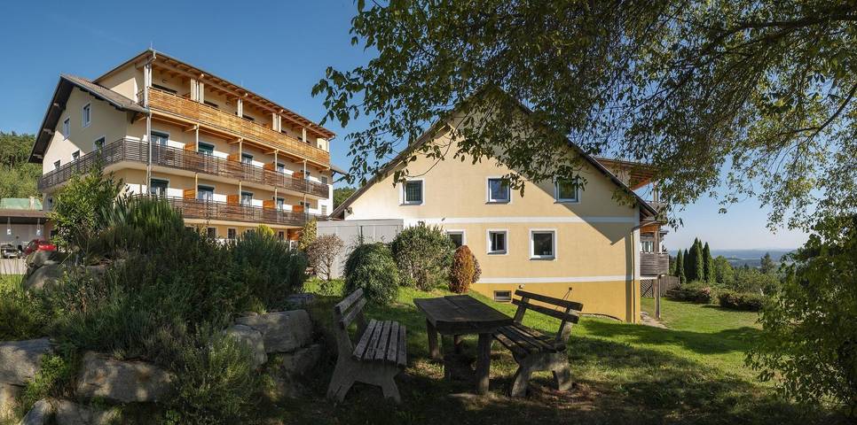 Hotel für 4 Personen, mit Garten und Seeblick, mit Haustier - 1