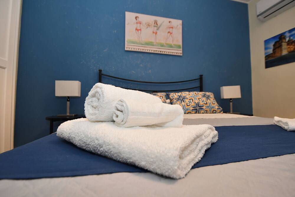 Double room in Piazza Armerina with reserved parking space in Piazza Armerina, Enna Provinz