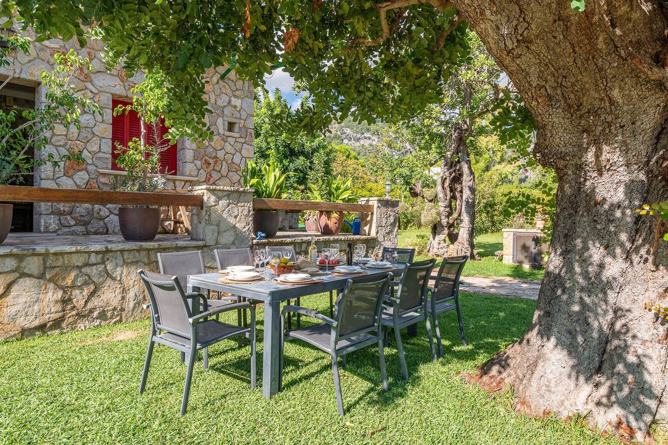 Can Calistro: Rustikale Villa mit Tennisplatz und privatem Pool in Selva, Mallorca Inselmitte