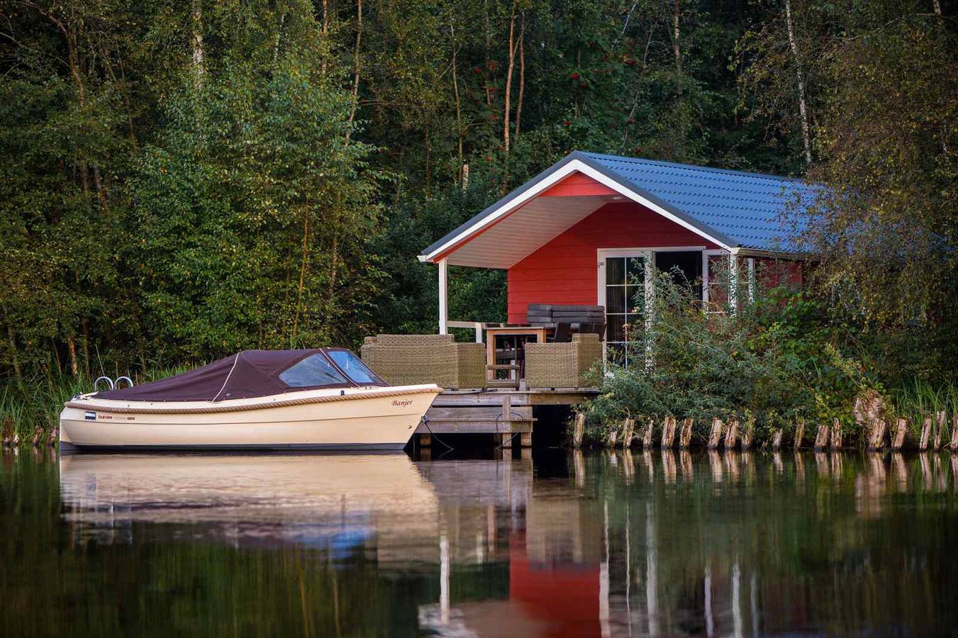 6 persoons eco-lodge in natuurrijke omgeving. in Ossenzijl, Nationaal Park Weerribben-Wieden
