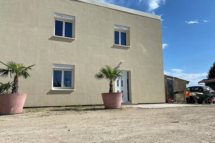 Gîte pour 8 personnes, animaux acceptés dans Trilbardou