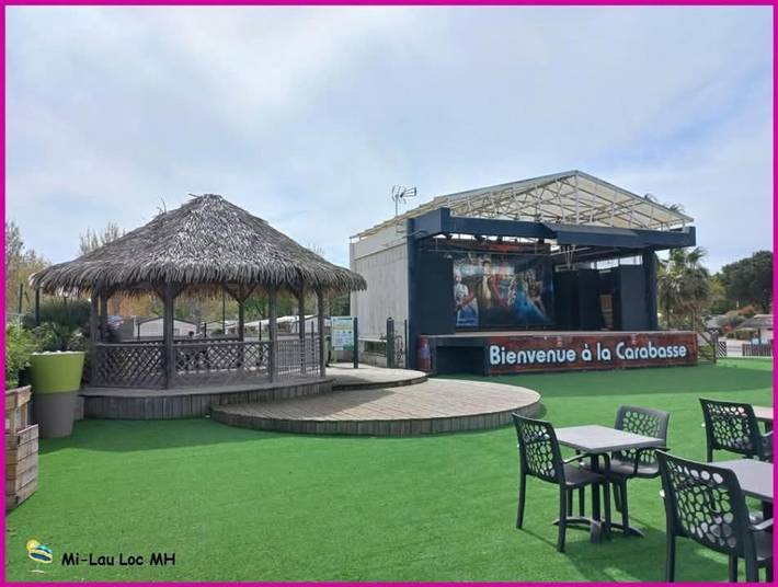 Camping pour 8 personnes, avec terrasse ainsi que piscine et jardin, animaux acceptés à Portiragnes
