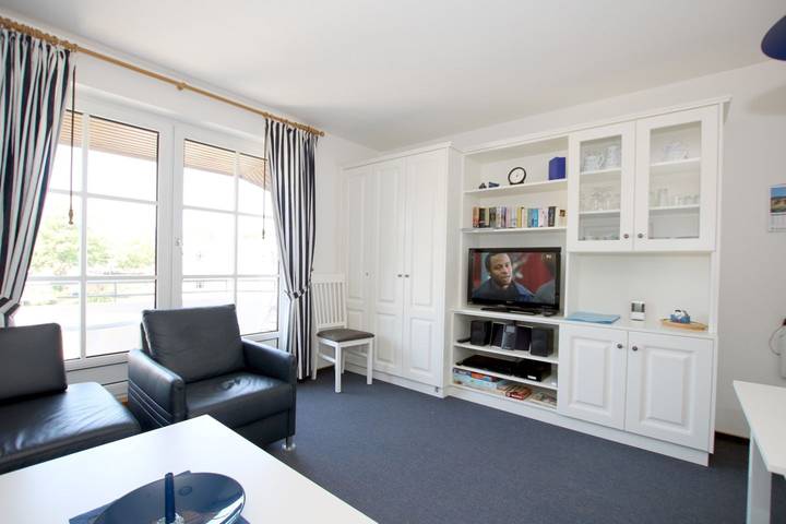 Ganze Wohnung, Ferienwohnung mit 2-Zimmern mit ca. 45m² und Balkon in Wyk auf Föhr (Stadt), Wyk auf Föhr