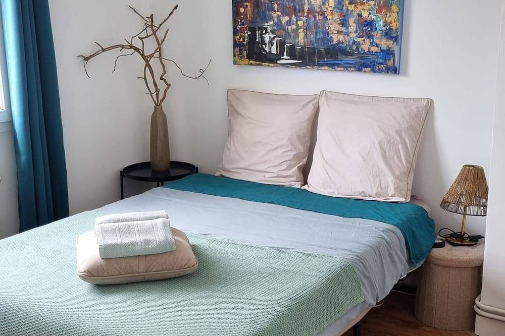 3-bedroom house with enclosed garden 1km from the ocean in Saint-Nazaire, Côte d'Amour