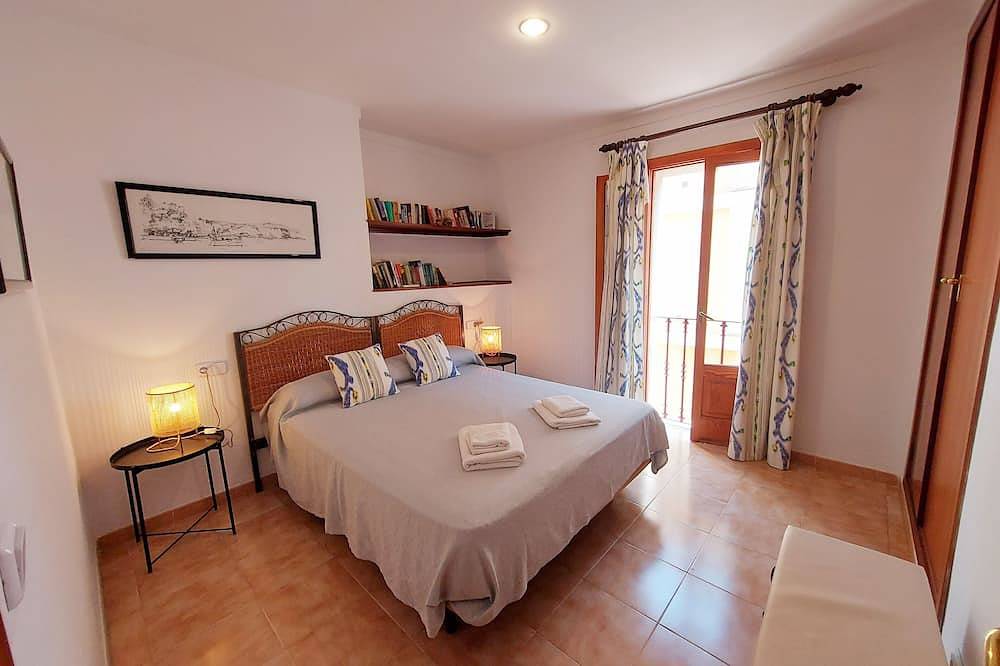 Apartamento entero, Voramar 85 1º Izq Apartamento de 2 dormitorios, 2 baños, vistas al mar, Wifi, aire acondicionado in Puerto de Pollensa, Pollença