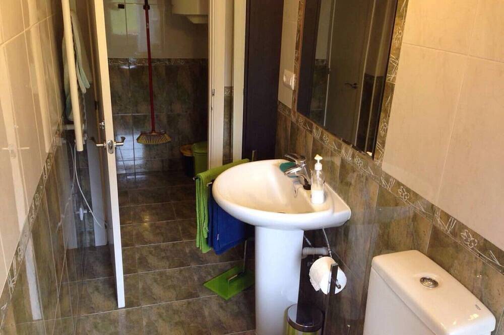 Entire apartment, El Lagar Renovated apartment in Aller in Aller, Cordillera Cantábrica