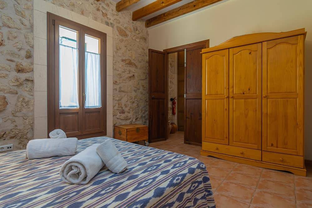 Es Molí Can Torres - Preciosa casa de pueblo con piscina privada en el centro de Mallorca in Sineu, Interior de Mallorca