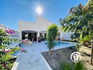 Gîte pour 6 personnes, avec piscine et jardin à Port-la-Nouvelle