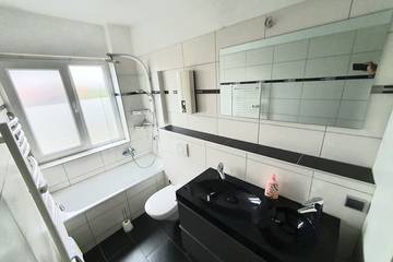 Ferienwohnung für 6 Personen in Oberhausen, Ruhrgebiet, Bild 4