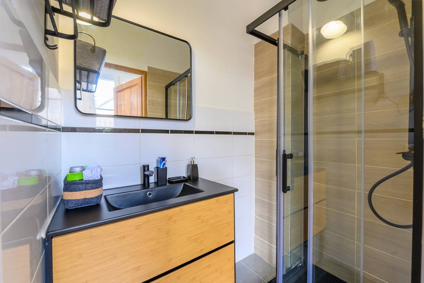 Entire apartment, Cozy Corner - Appt avec jardin pour 4 in Tournan-en-Brie, Seine-et-Marne