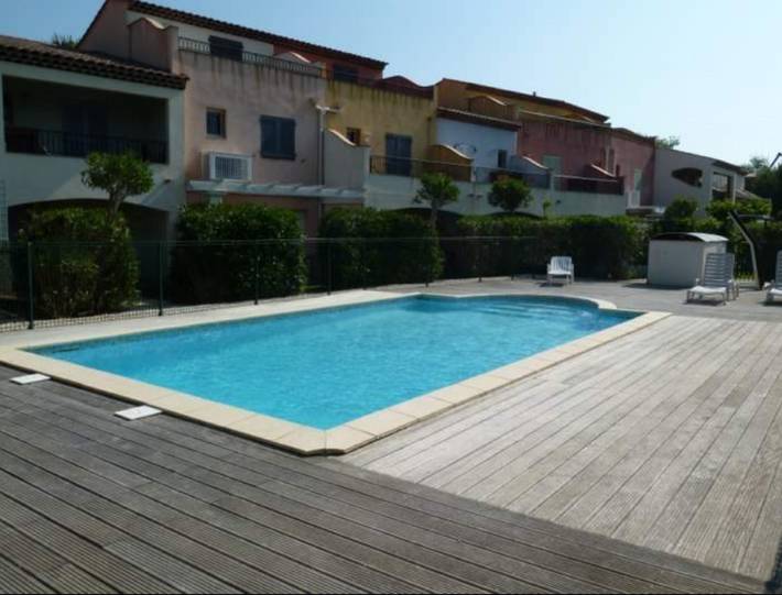Maison de vacances pour 4 personnes, avec piscine et balcon