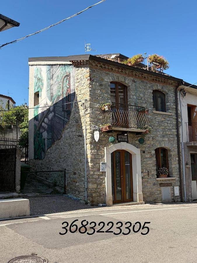 B&b per 3 persone, con Balcone e Terrazza nonché Panorama a Satriano di Lucania