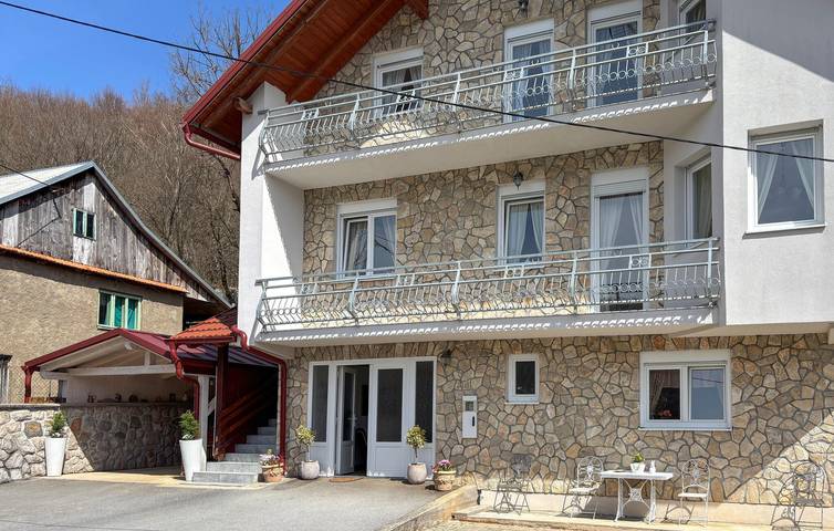 Ferienhaus für 10 Personen, mit Pool - 1