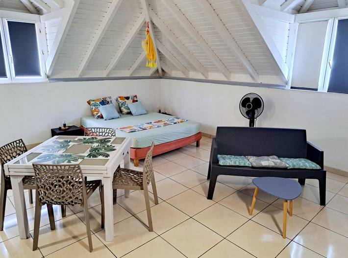 Gîte pour 4 personnes, avec jardin dans Basse-Terre (homonymie) - 4