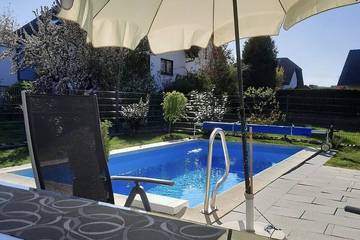 Ferienwohnung für 2 Personen, mit Garten und Pool sowie Terrasse, mit Haustier in Wilnsdorf