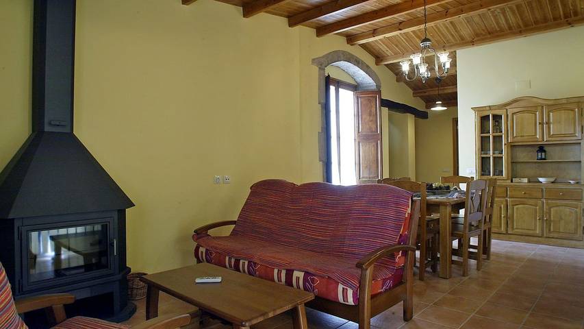 Apartamento de vacaciones para 15 personas, con piscina y jardín en Bages - 4