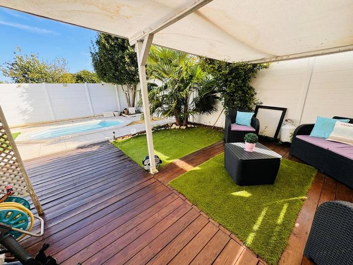 Location de vacances pour 6 personnes, avec piscine ainsi que vue et jardin, animaux acceptés à Châteauroux - 2