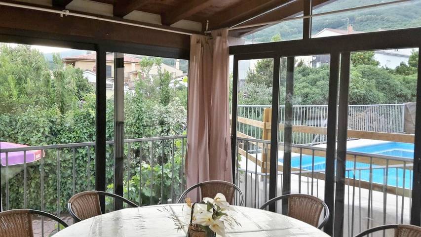 Casa rural para 12 personas, con vistas además de piscina y jardín en Valle del Jerte - 2