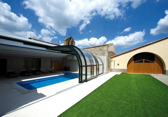 Apartamento para 2 personas, con sauna y terraza además de piscina y jardín en Provincia de Lleida