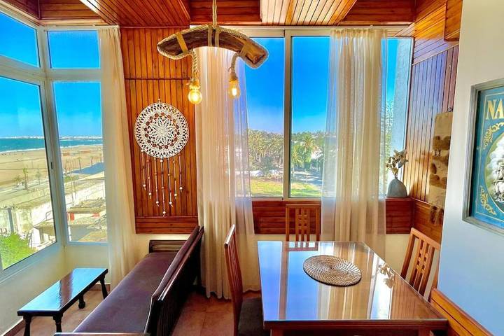 Appartement de vacances pour 2 personnes, avec vue ainsi que balcon et piscine