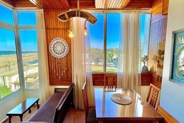 Gîte pour 2 personnes, avec vue ainsi que balcon et piscine à Mohammédia