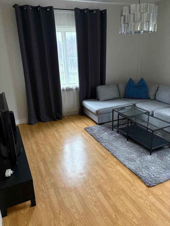 Ganze Wohnung, Two rooms and kitchen in central Uddevalla in Uddevalla, Norra Västkusten