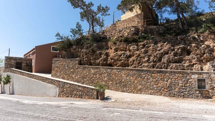 Location de vacances pour 5 personnes, avec jardin et vue dans Soúgia - 2