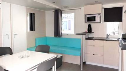 Camping per 8 Persone in La Bergerie, Hyeres, Foto 3