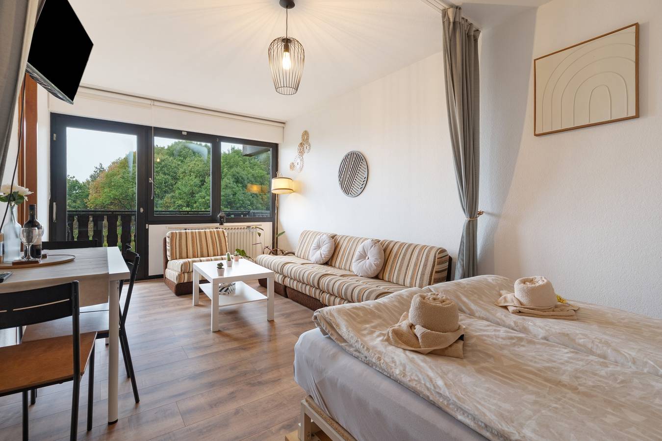 Ganze Wohnung, Apartment 'Schmuckkästle' mit Bergblick, Gemeinschaftsgarten und Wlan in Sasbachwalden, Mittlerer Schwarzwald