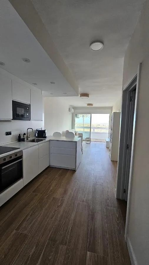 Apartamento de vacaciones para 5 personas, con piscina además de vistas y jardín - 1