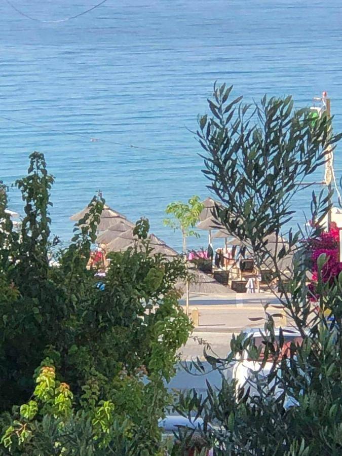 Apartment for 3 people, with view and garden in Halkidiki