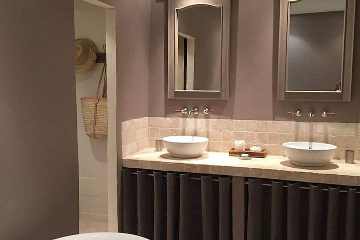 Maison d’hôte pour 2 personnes, avec piscine et jardin à Gordes - 3