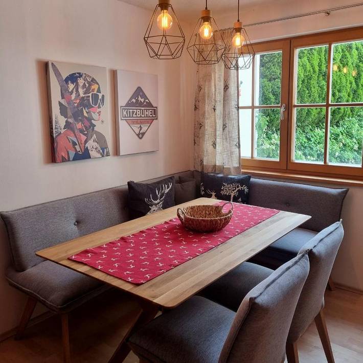 Hütte für 4 Personen, mit Garten und Ausblick in Kitzbühel - 2