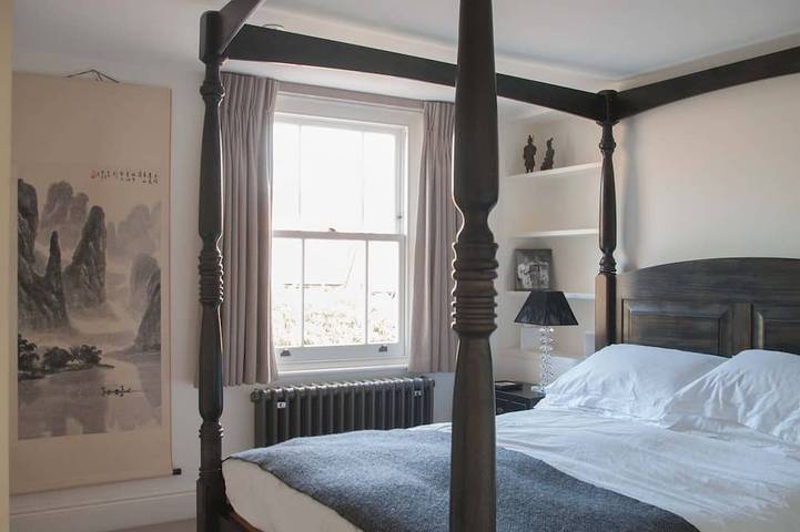 Victorian House in Winslow Conservation Area Sleeps 5 in Buckinghamshire
