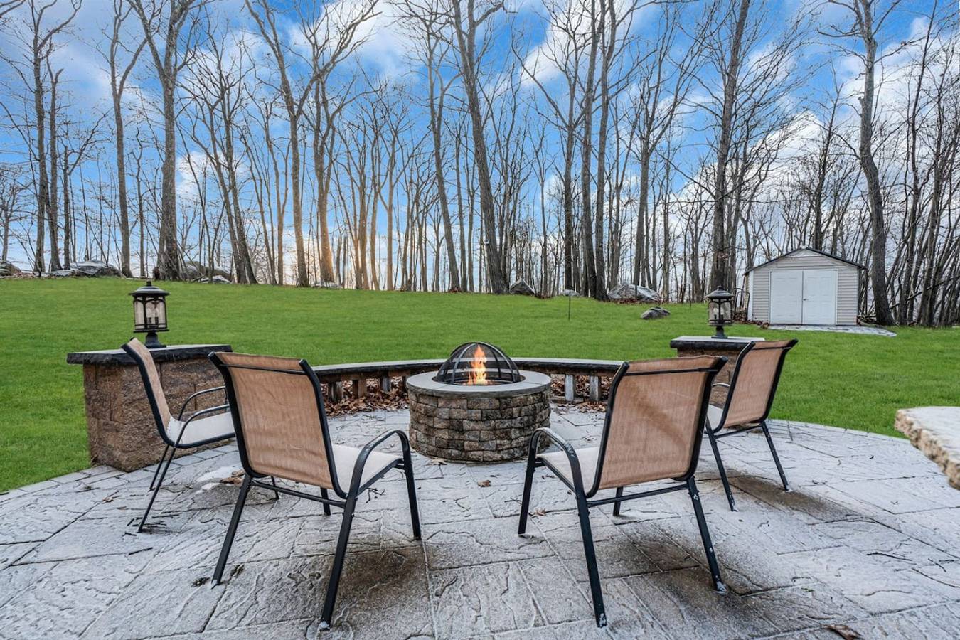 Family Getaway with Fireplace and Patio in Rockland County