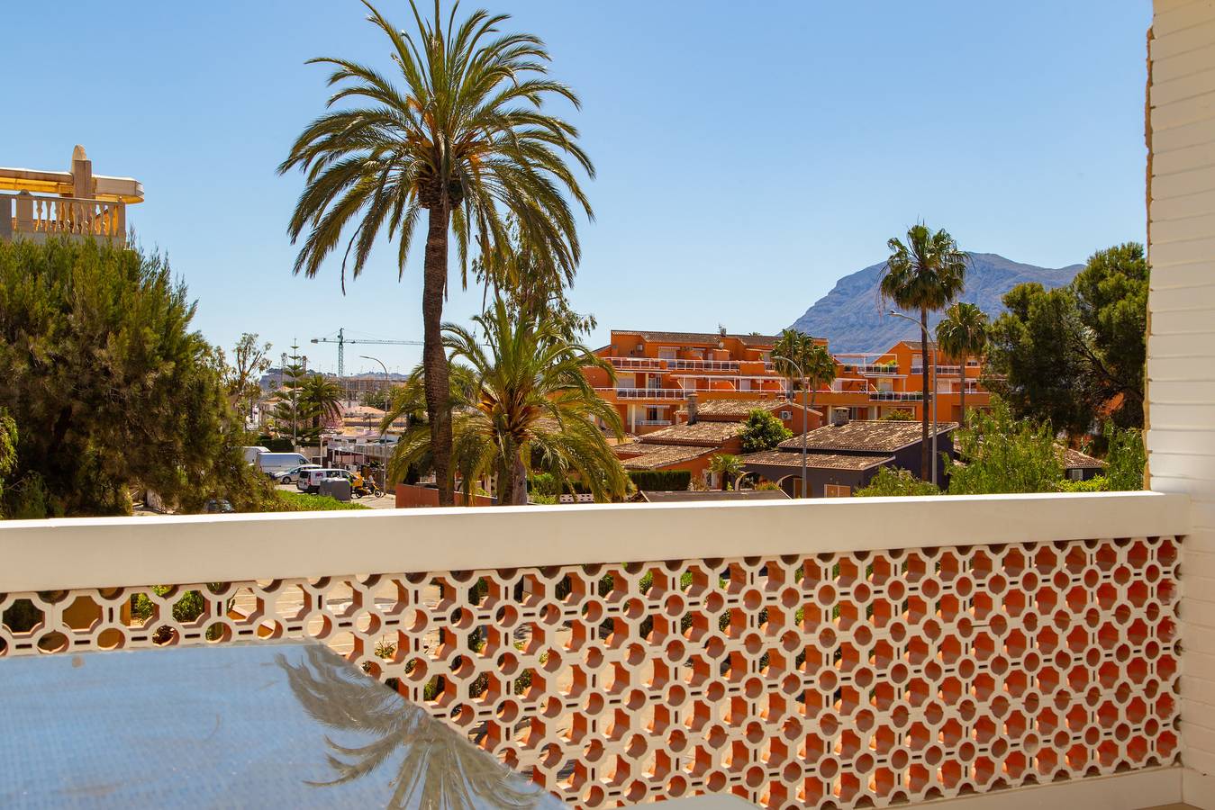 Apartamento entero, Apartamento de vacaciones para 5 personas con balcón in Las Marinas, Dénia