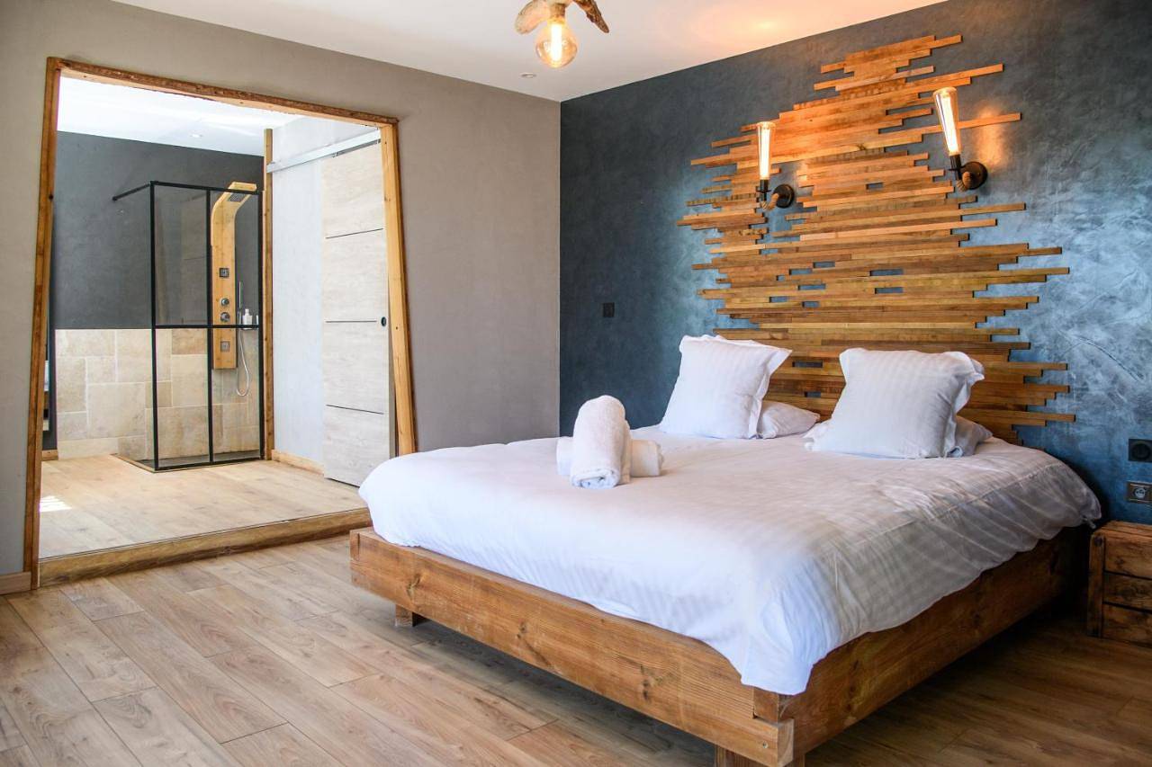 Double Room with Garden access in Calvisson, Côte méditerranéenne (France)