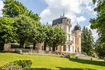 Cottage pour 54 personnes, avec jardin et terrasse à Saint-Martin-de-Commune