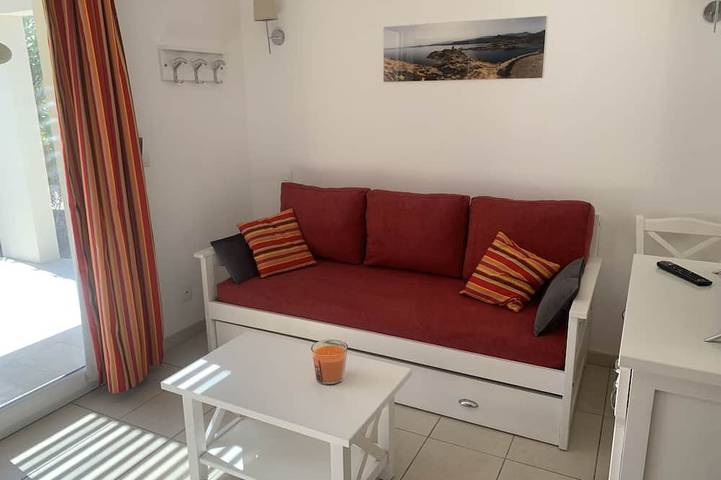 Villa Proche de L'île Rousse, Lozari, 2 Chambres, 6 Pers, Résidence Avec Piscine in Losari, Belgodere