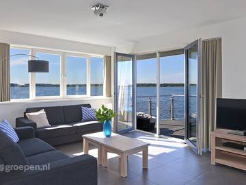 Ferienhaus für 12 Personen, mit Balkon/Terrasse und Terrasse sowie Sauna in Noord-Beveland