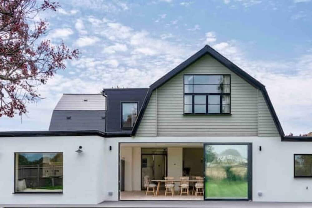 New stylish coastal home in West Wittering Beach, West Wittering