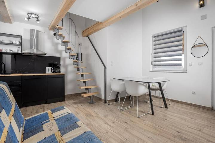 Maison d’hôte pour 7 personnes, avec balcon et jardin dans Krk - 3